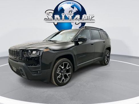New 2026 Jeep Cherokee Overland image 5