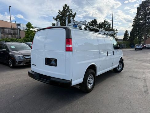 Used 2021 Chevrolet Express 2500 RWD image 6