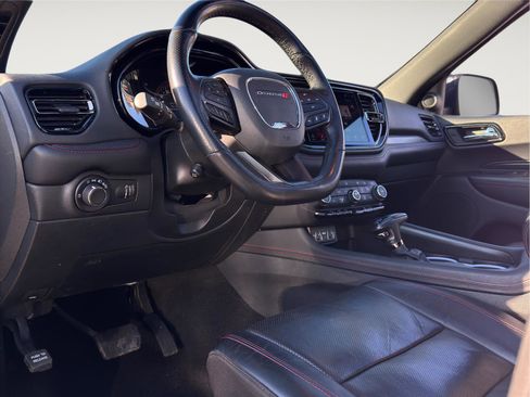 Used 2024 Dodge Durango GT image 9