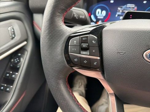 Certified 2025 Ford Explorer ST-Line image 45