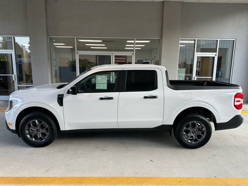 Certified 2025 Ford Maverick XLT w/ XLT Luxury Package FWD image 3