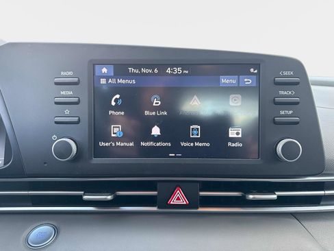 Used 2023 Hyundai Elantra SEL w/ Cargo Package image 23