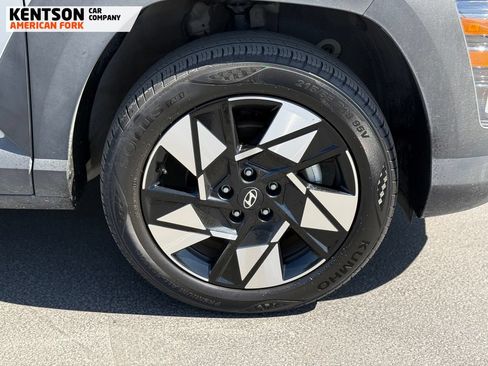 Used 2025 Hyundai Kona SEL AWD/4WD image 11
