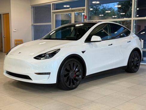 Used 2022 Tesla Model Y Performance AWD/4WD image 4