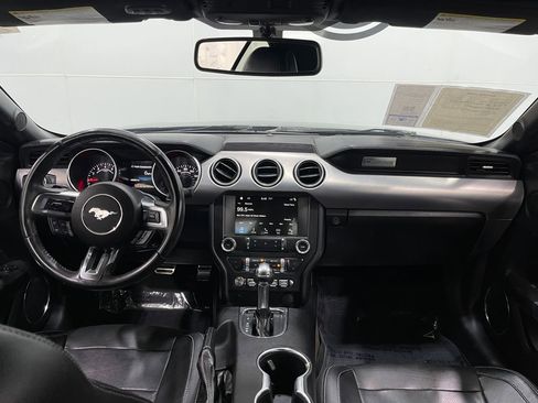 Used 2018 Ford Mustang Premium image 18