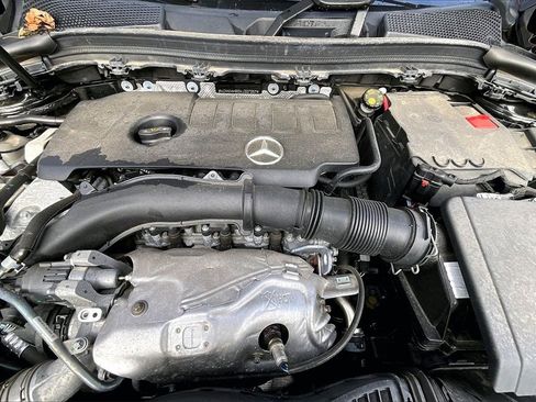 Certified 2022 Mercedes-Benz GLA 250 4MATIC image 9