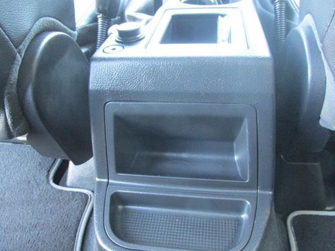Used 2010 Land Rover LR2 HSE image 64