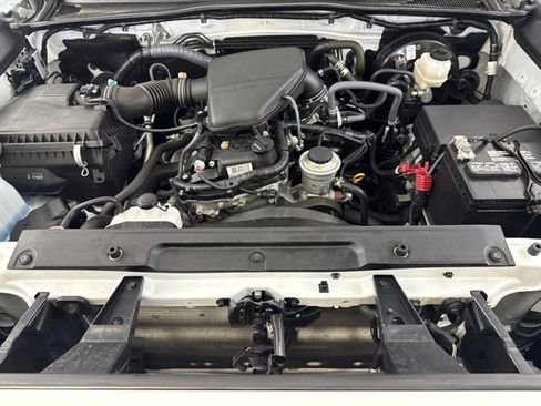 Used 2023 Toyota Tacoma SR RWD image 17