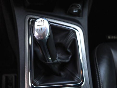 Used 2013 Dodge Challenger R/T Plus RWD image 16