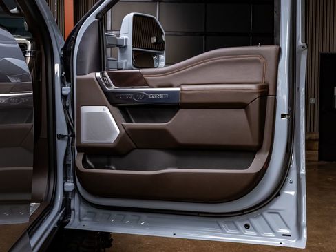 Used 2026 Ford F350 King Ranch w/ Chrome Package image 37