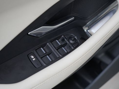 Used 2019 Jaguar E-PACE S image 20