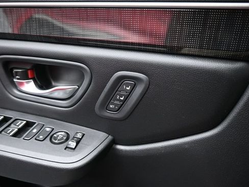 Used 2023 Honda Pilot Elite image 10
