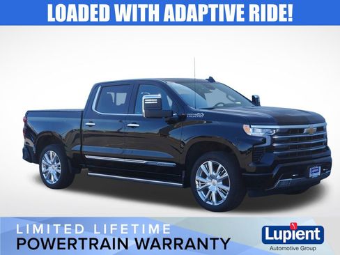 Used 2024 Chevrolet Silverado 1500 High Country w/ High Country Premium Package AWD/4WD image 1