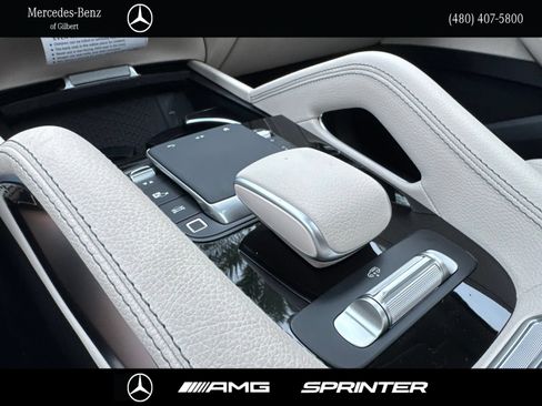 New 2026 Mercedes-Benz GLS 580 4MATIC image 32
