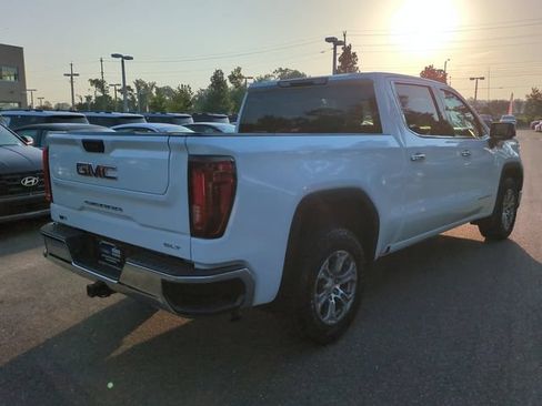 Used 2025 GMC Sierra 1500 SLT RWD image 5