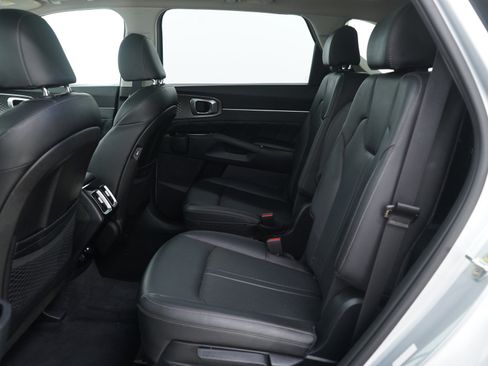 Used 2022 Kia Sorento SX image 17