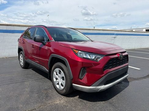 Used 2019 Toyota RAV4 LE w/ All Weather Liner Package AWD/4WD image 7