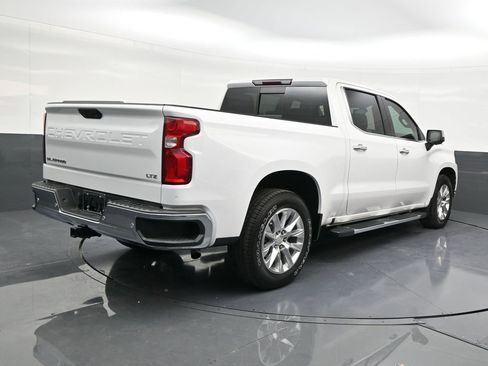 Used 2021 Chevrolet Silverado 1500 LTZ RWD image 5