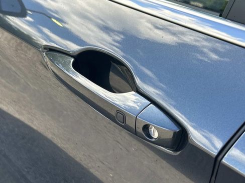 Used 2025 Mitsubishi Outlander SE image 14