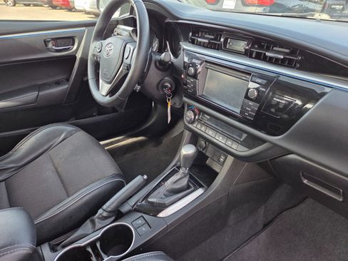 Used 2016 Toyota Corolla S FWD image 13