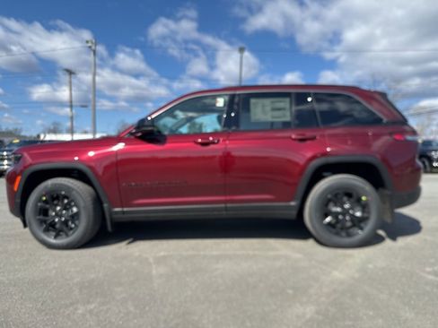 New 2026 Jeep Grand Cherokee L 4WD image 5