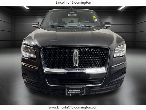 Certified 2023 Lincoln Navigator L Reserve w/ Equipment Group 201A AWD/4WD image 12