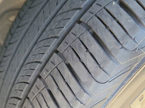 Used 2022 Nissan Pathfinder SL w/ SL Premium Package image 26