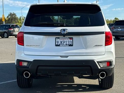 Certified 2023 Honda Passport EX-L image 5