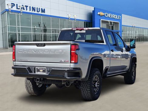 New 2026 Chevrolet Silverado 2500 ZR2 image 5