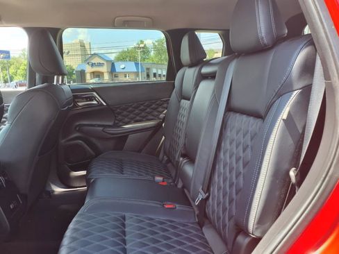 Used 2022 Mitsubishi Outlander SEL image 22