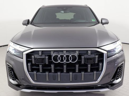 Used 2025 Audi Q7 3.0T Prestige w/ Prestige Package image 6