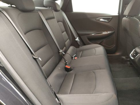 Used 2023 Chevrolet Malibu LT FWD image 19