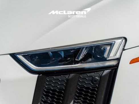 Used 2018 Audi R8 V10 w/ Premium Package image 23