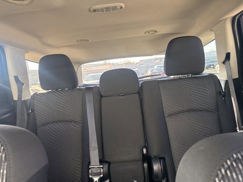 Used 2020 Dodge Journey SE w/ SE Popular Equipment Group image 5