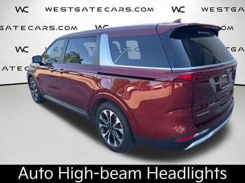 Used 2024 Kia Carnival EX FWD image 14