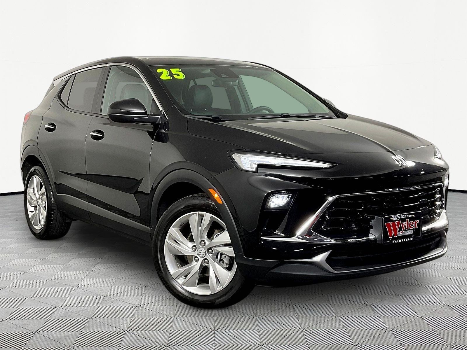 Used 2025 Buick Encore GX Preferred FWD image 3