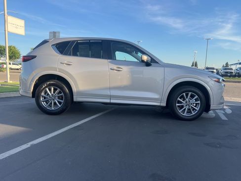 Used 2025 MAZDA CX-5 AWD 2.5 S w/ Preferred Package image 8