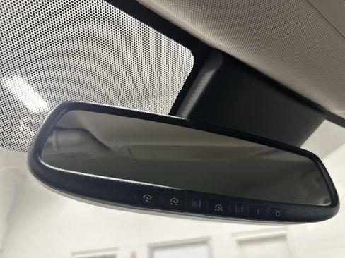 Used 2018 Nissan Rogue SL FWD image 26