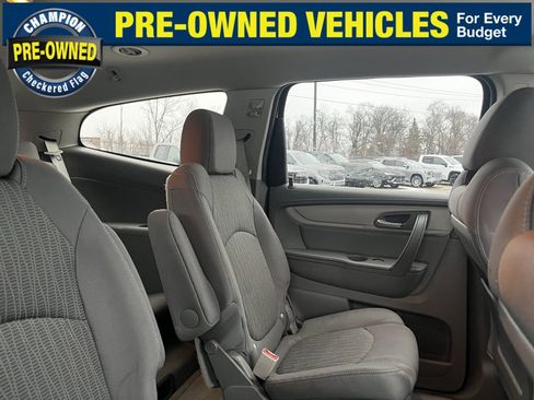 Used 2016 Chevrolet Traverse LT image 38