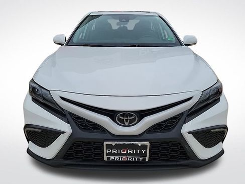 Used 2023 Toyota Camry SE w/ Cold Weather Package image 8