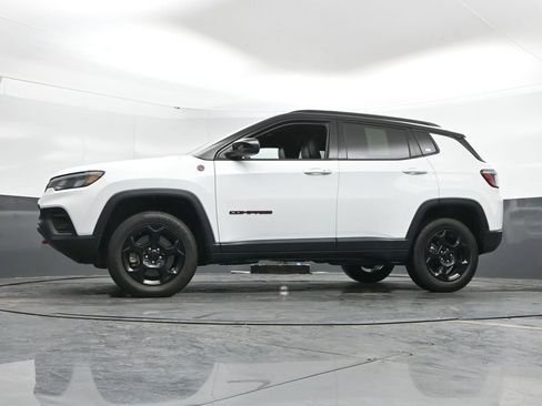 Used 2024 Jeep Compass Trailhawk image 50