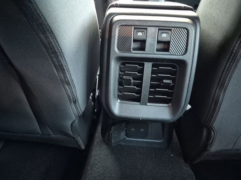 New 2025 Ford Bronco 4-Door w/ Sasquatch Package image 18