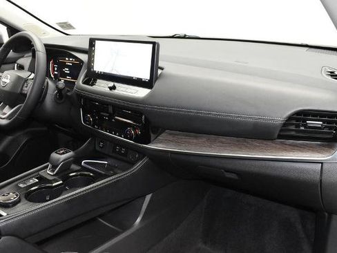 Certified 2026 Nissan Rogue Platinum w/ Platinum Premium Package AWD/4WD image 29