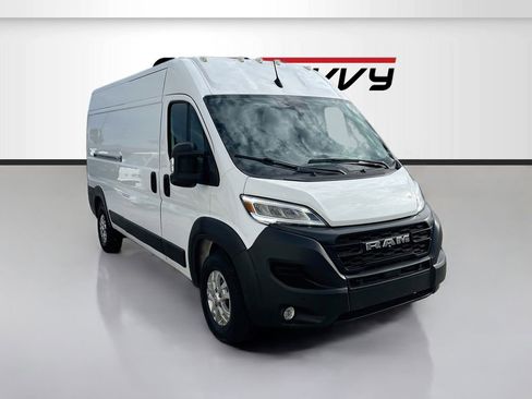 Used 2024 RAM ProMaster 2500 w/ Quick Order Package 22G SLT FWD image 1