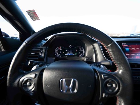 Used 2023 Honda Ridgeline Black Edition image 14