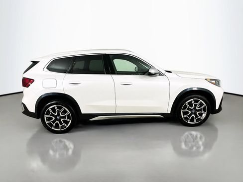 Used 2023 BMW X1 xDrive28i w/ Premium Package AWD/4WD image 4