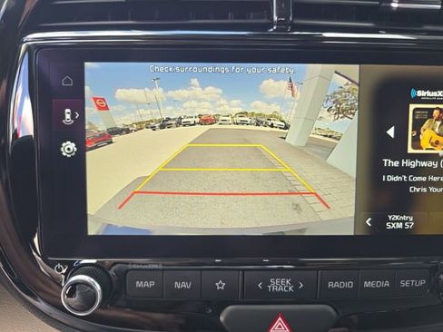 Used 2024 Kia Soul EX image 21