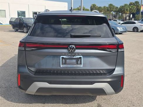 Used 2025 Volkswagen Tiguan S FWD image 3