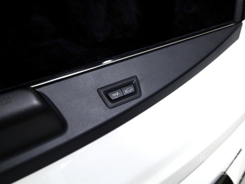 Certified 2025 Rolls-Royce Cullinan Black Badge AWD/4WD image 25
