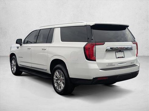 Used 2021 GMC Yukon XL SLT w/ SLT Luxury Plus Package image 7